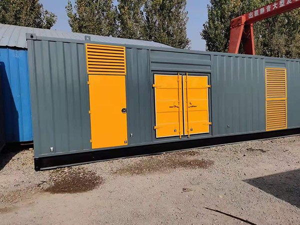 伊春300kw 柴油发电机组用多大的空气开关？