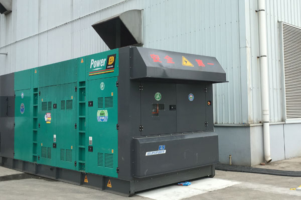 伊春燃油滤清器的更换流程是怎样的？