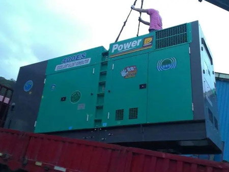 伊春柴油发电机组转速不稳定时，如何对发动机进行维护？