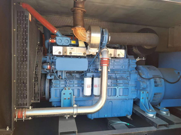 伊春柴油发电机组一般有几种电压输出？