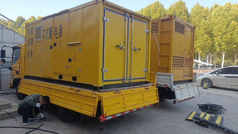 伊春柴油发电机组和UPS电源配合使用时的注意事项