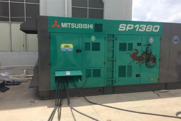 伊春为什么有些柴油发电机组的输出电压可以调节？