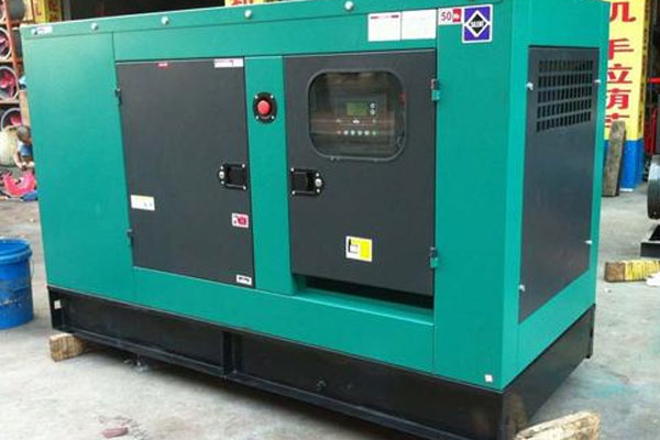 伊春如何检查机油的使用时间？