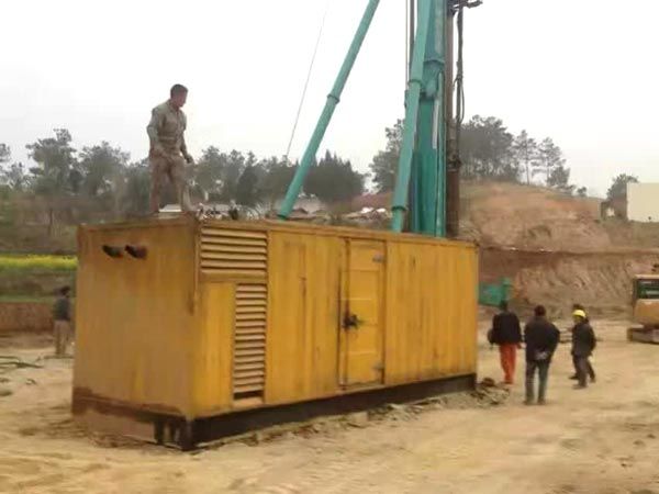 伊春如何判断水冷式机油散热器密封件是否需要更换？