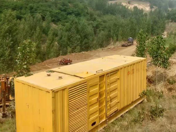 伊春柴油发电机组冬季日常维修注意事项？